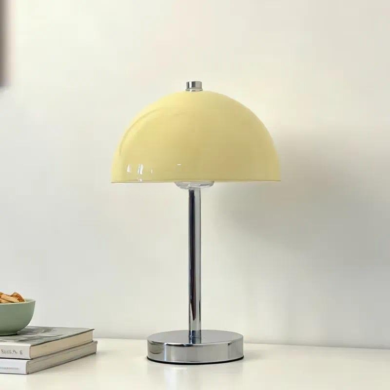 Light Switch - مصباح مكتب على شكل فطر بتصميم