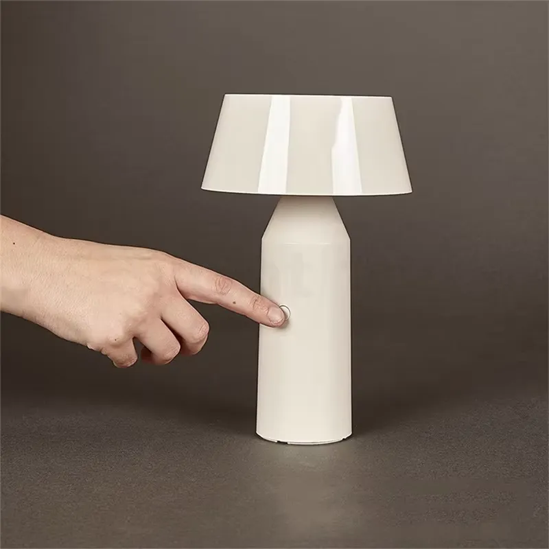 مصباح مكتب LED عصري وإبداعي، إ - مراجعة Light Switch وسعره